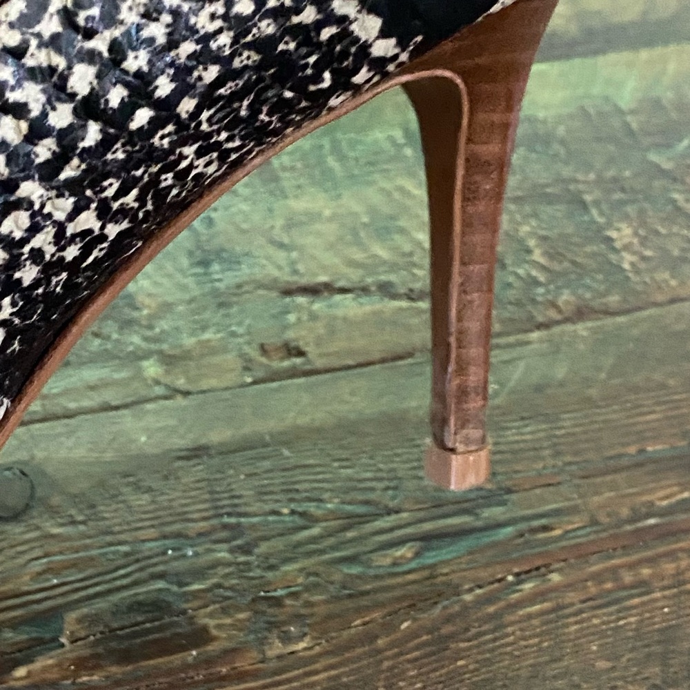 Coach Smith Python Pump Fog Size 6 - image 8